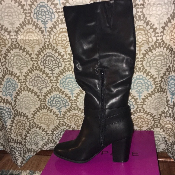 Rampage Boots 👢Wide Calf - Picture 5 of 5